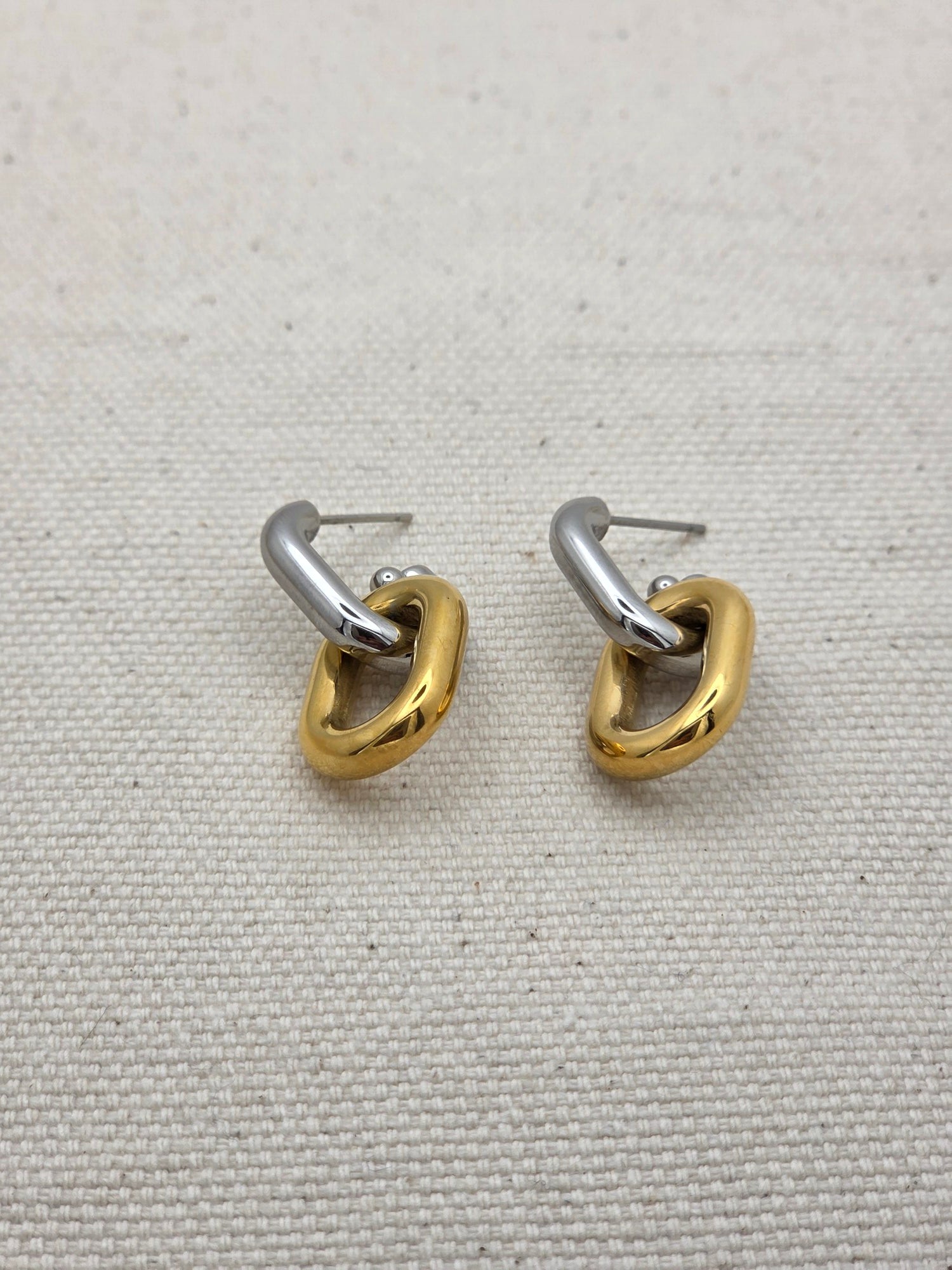 Pendiente mix plating Helou Bijoux - Luisa