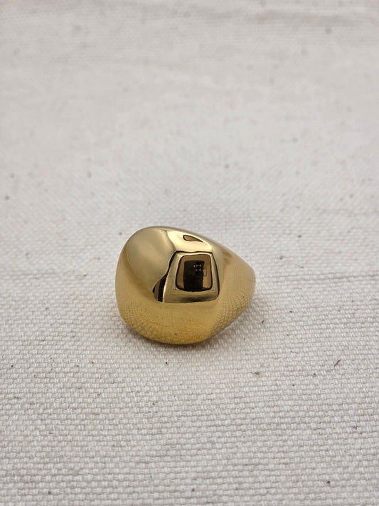 Anillo de oro para mujer cuadrado - Mica