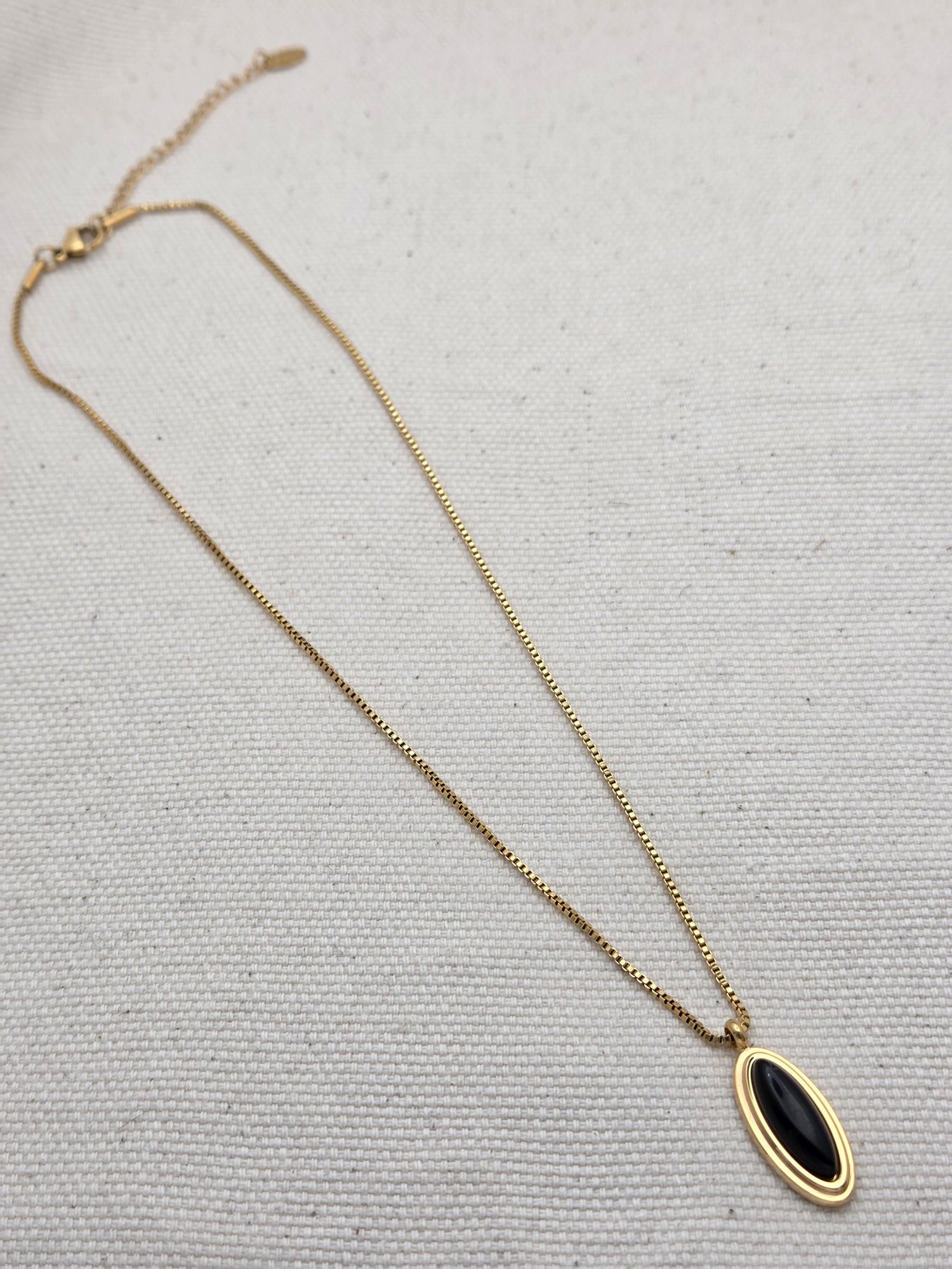 Collar con piedra vintage Helou Bijoux